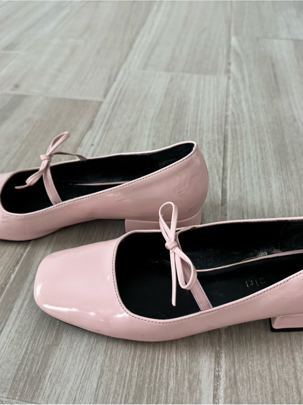 Madden Girl Blush Pink Patent Bow Ballet Flats, size 7.5. - Picture 3 of 5